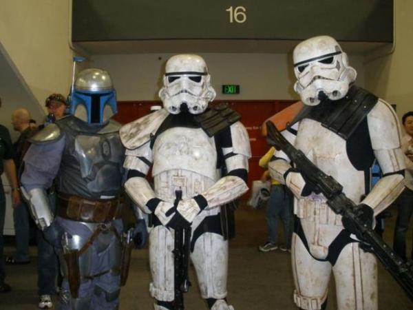Craig (Jango5204) Jeff (middle) and me (right) stealing the show once again at Wondercon 09.