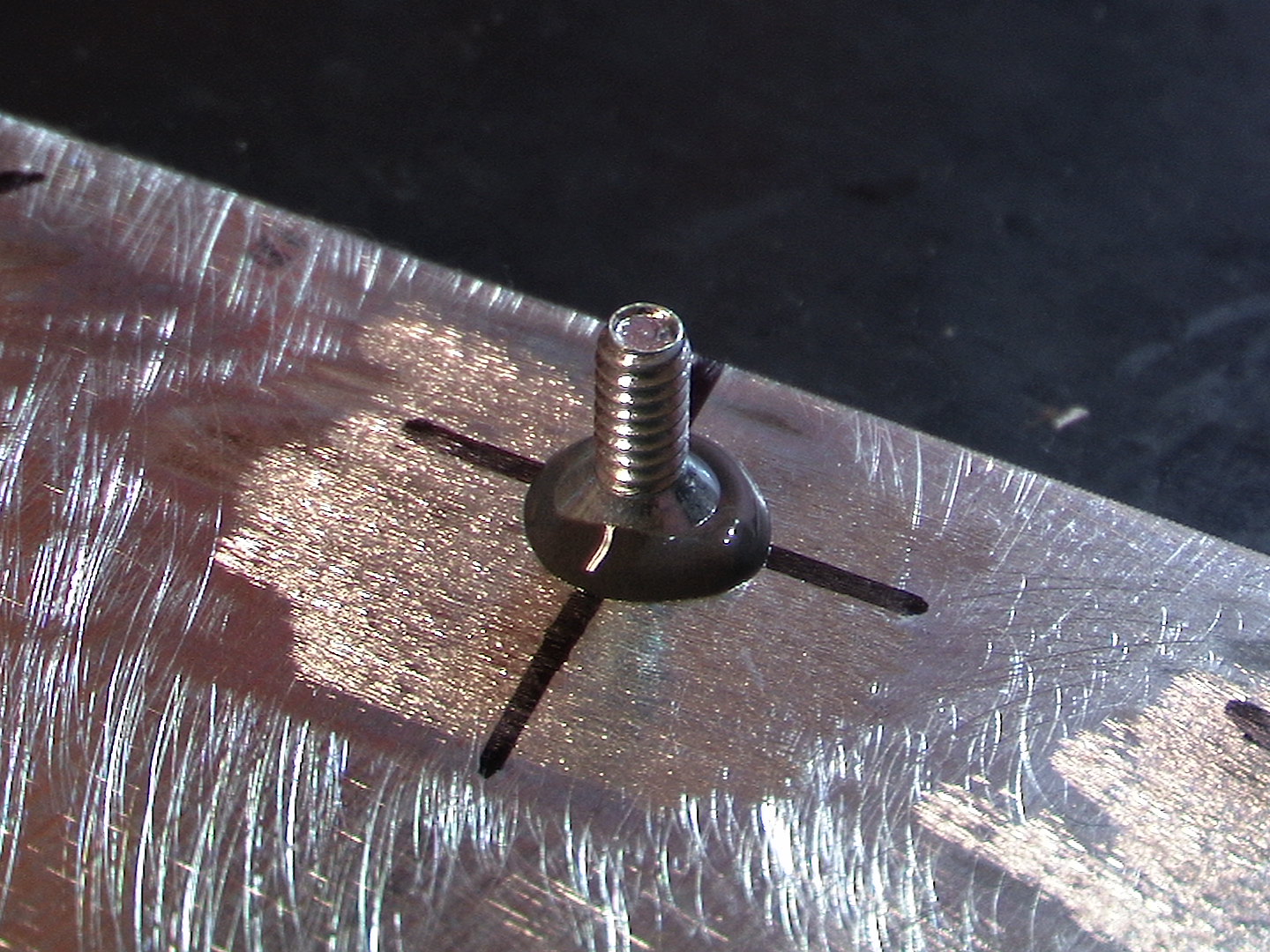 11. Screw Detail.JPG