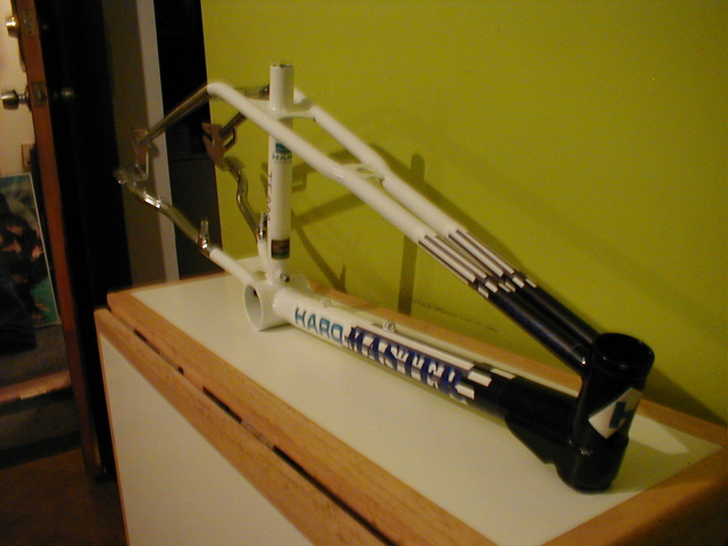1988%20HARO%20MASTER%20FRAMEBLACKampWHITE%205_zpsnzvwirh7.jpg