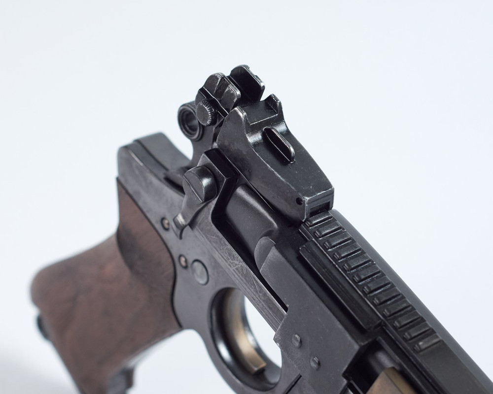 25-JOATRASH-FX-Mando-sidearm-0021-JPG-2500px-72dpi.jpg