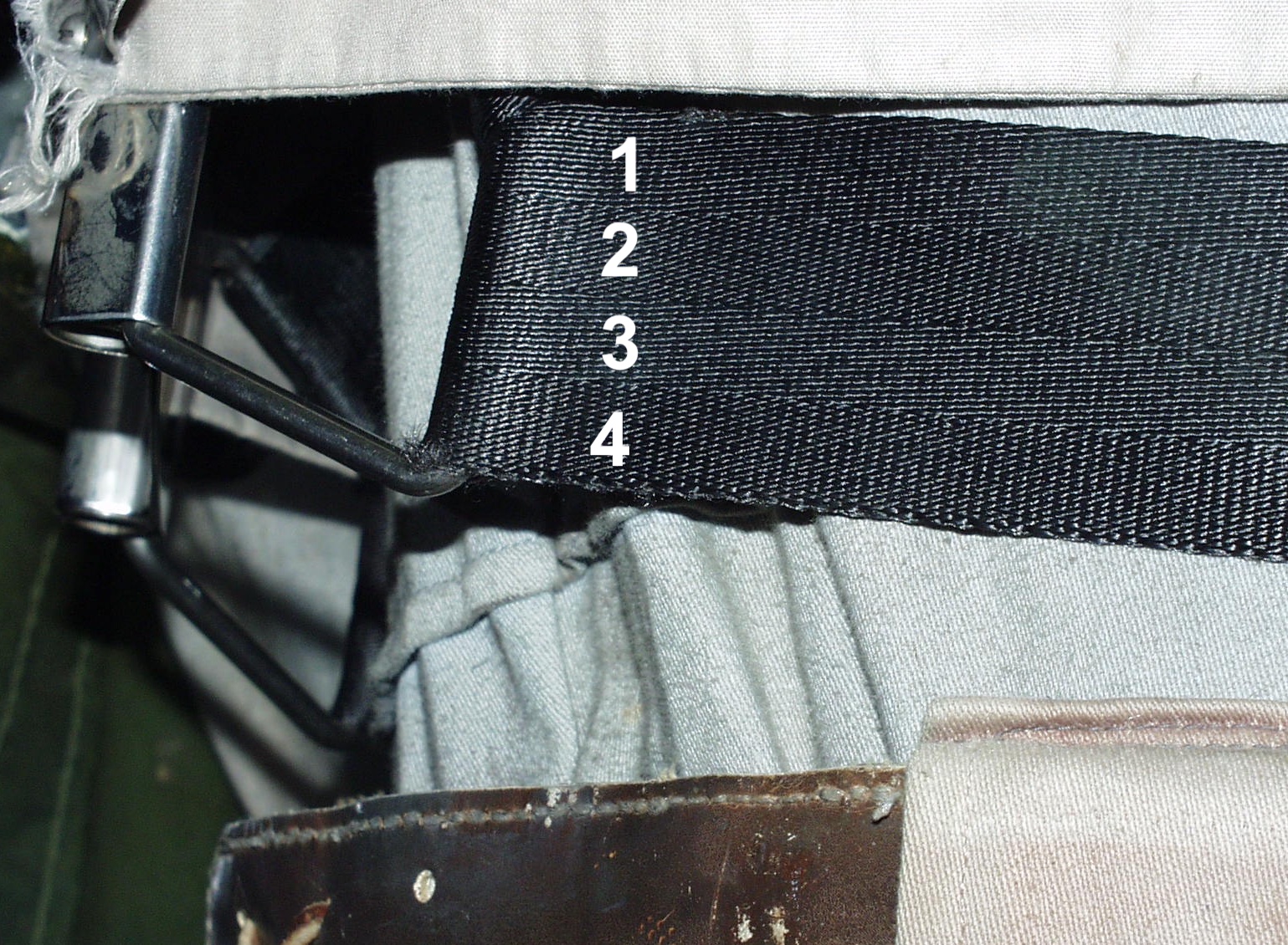 4-panels jetpack harness.jpg