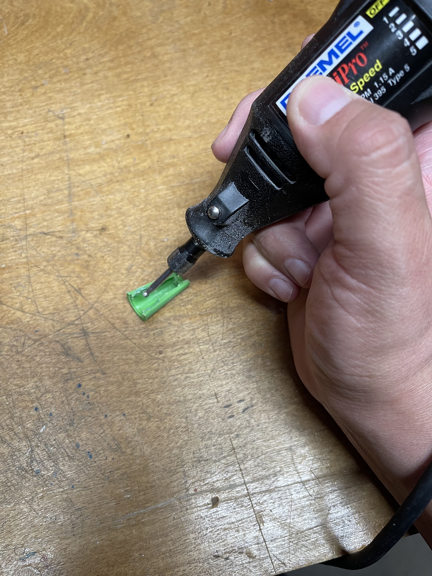6 - Dremel notch for magnet.jpg