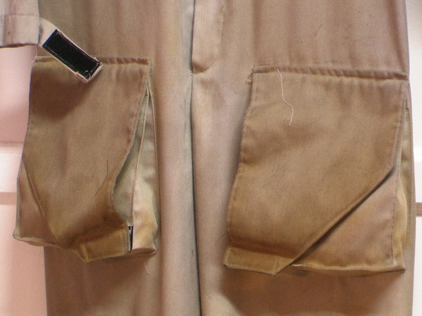 BBF Suit, Thigh Pockets.JPG