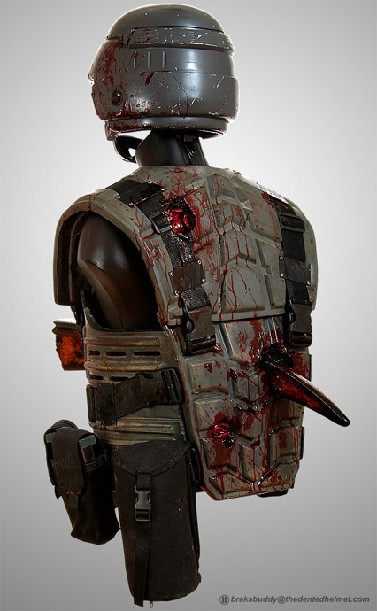 Bloody_Armor_H_06.jpg