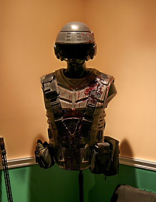Bloody_Armor_H_09.jpg