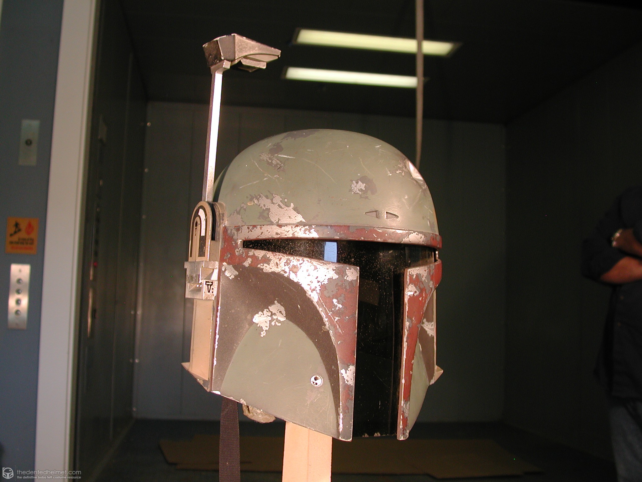 Boba-Fett-Third-Prototype-Helmet-095.jpg