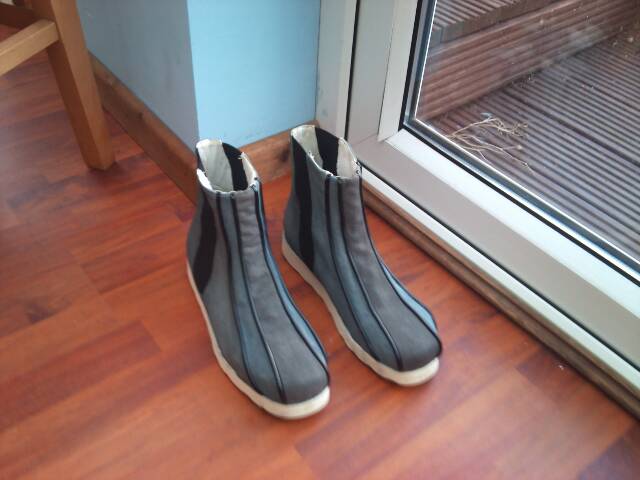 boots 2.jpg