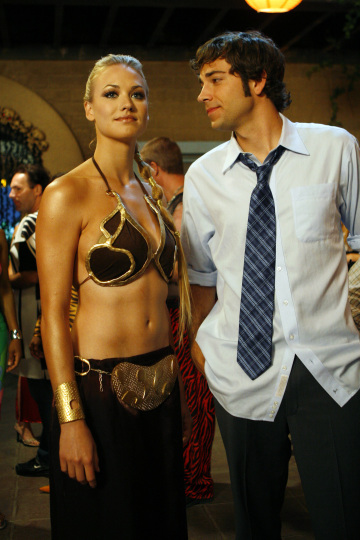 chuck_nbc_tv_show_image_zachary_levi_and_yvonne_strahovski__3_.jpg