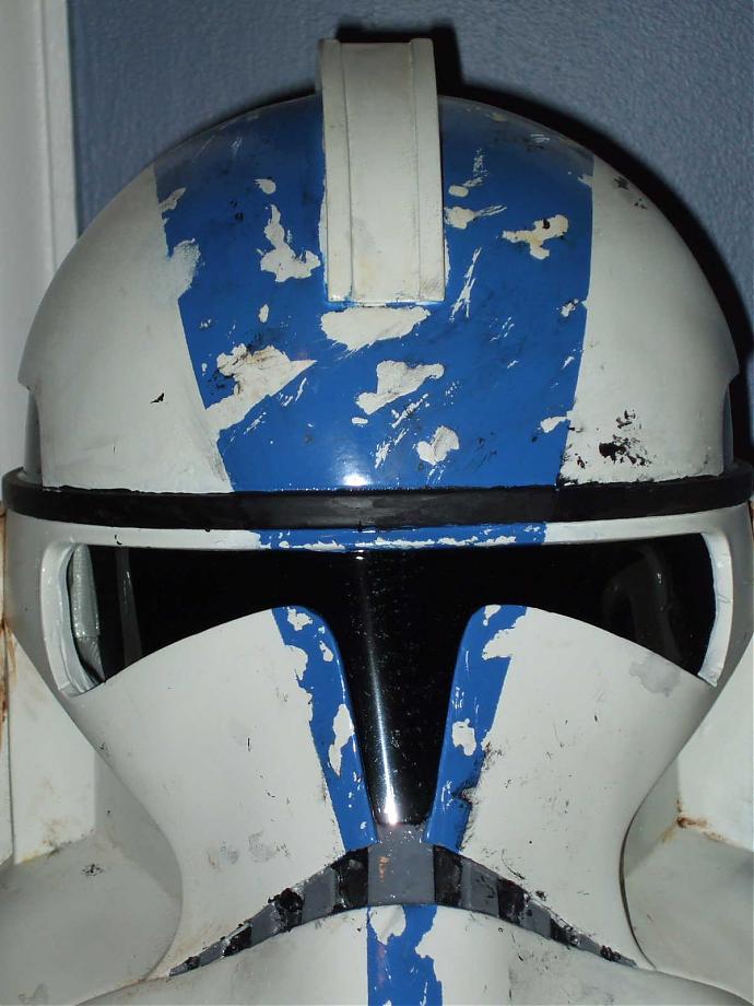 Clone Helm Close.jpg