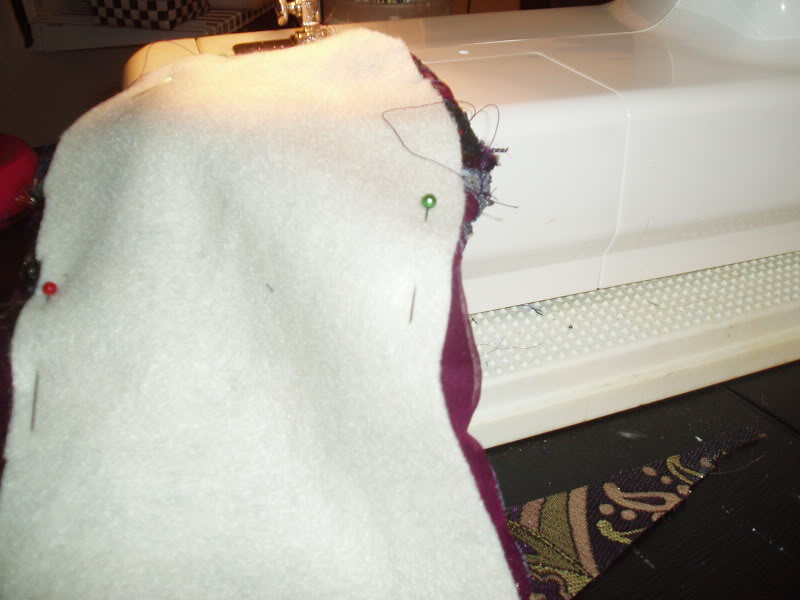 Costumesewingtabbard002.jpg