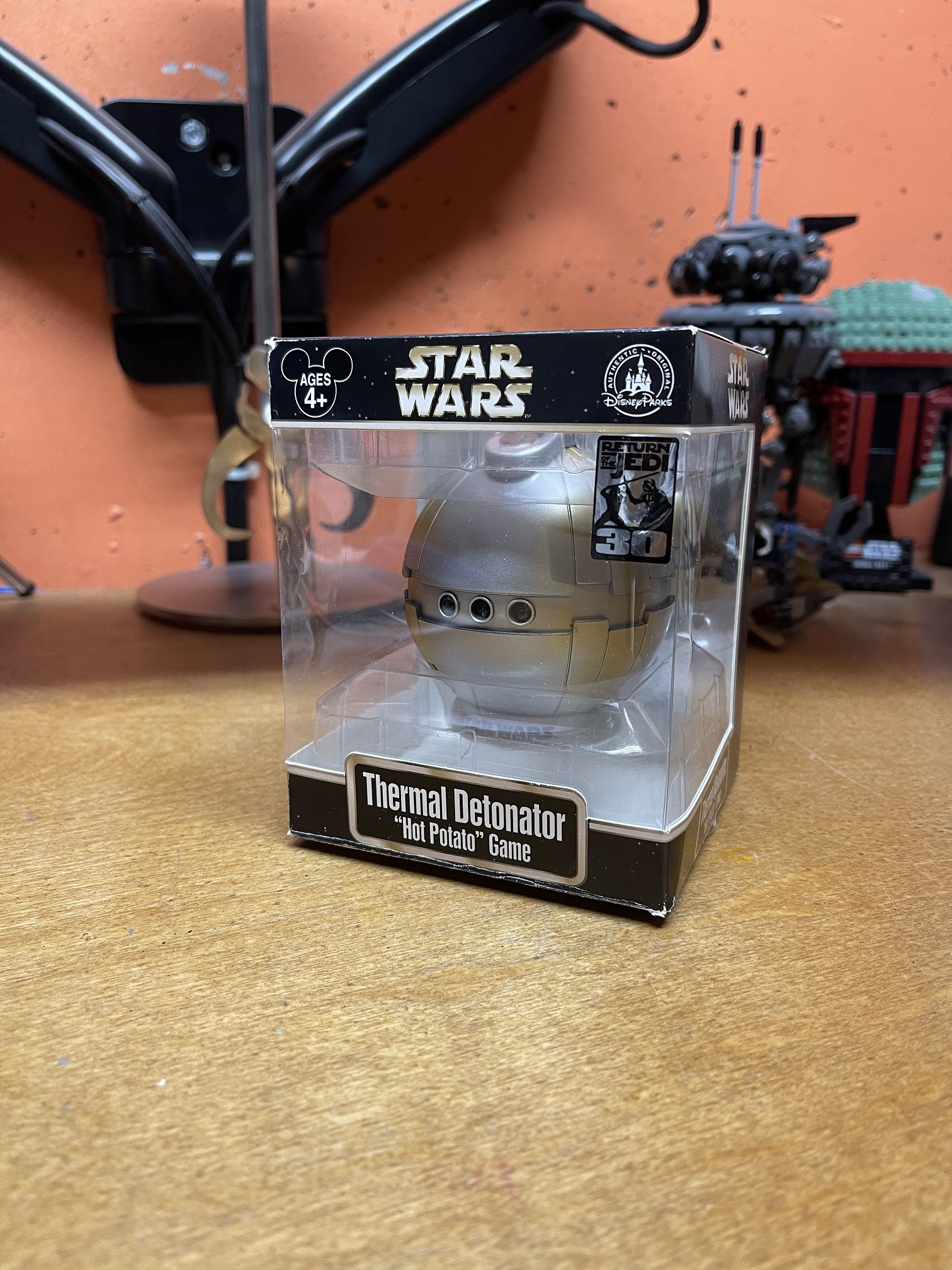 Disney Parks -Hot Potato - Thermal Detonator - Front.jpg