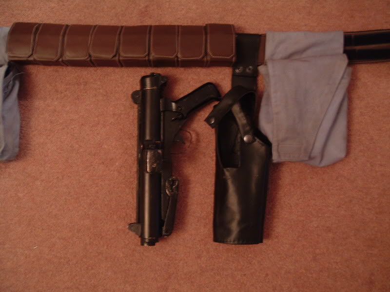 E-11snexttoholster.jpg