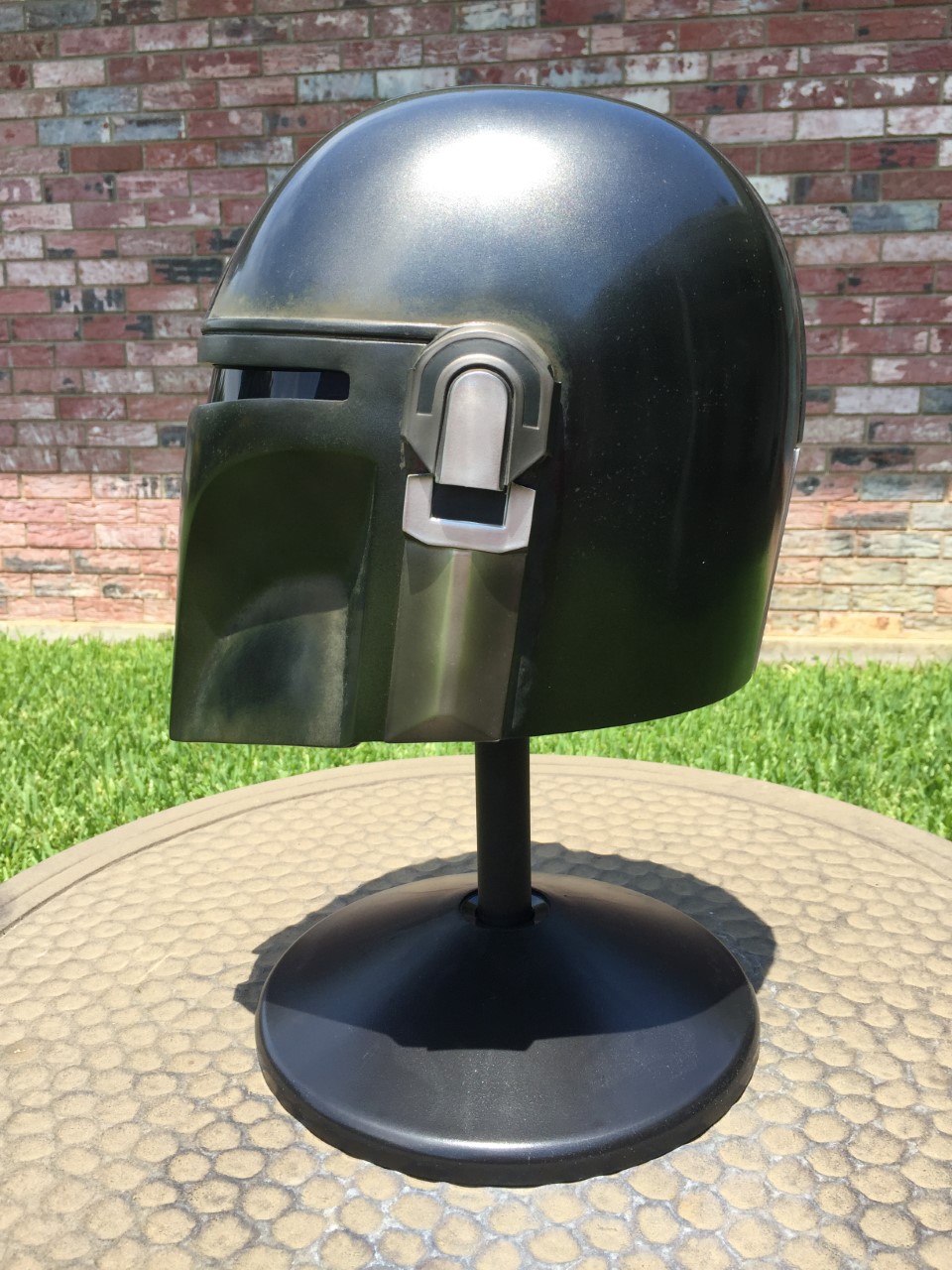 EFX The Mandalorian helmet 1.jpg