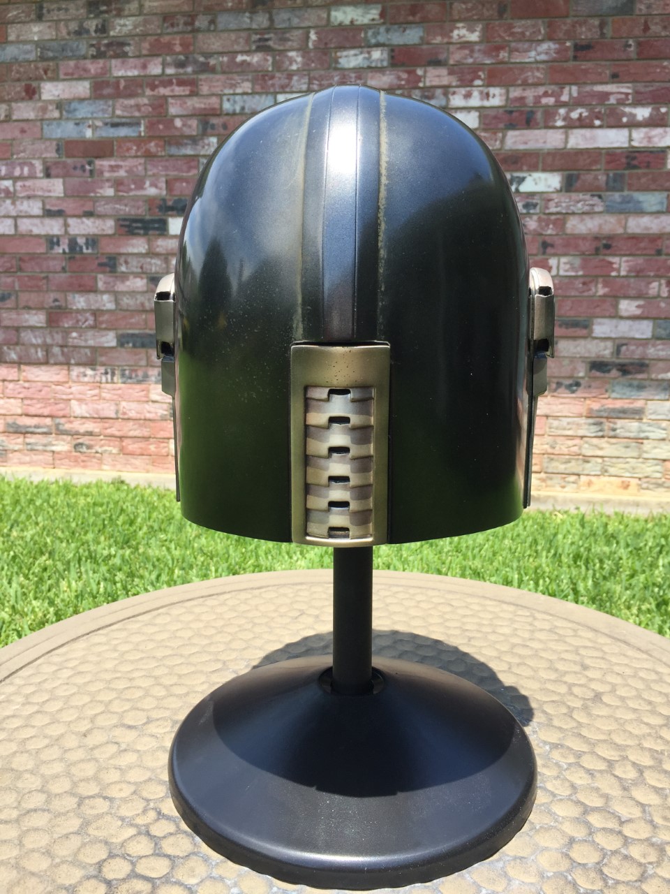 EFX The Mandalorian helmet 2.jpg