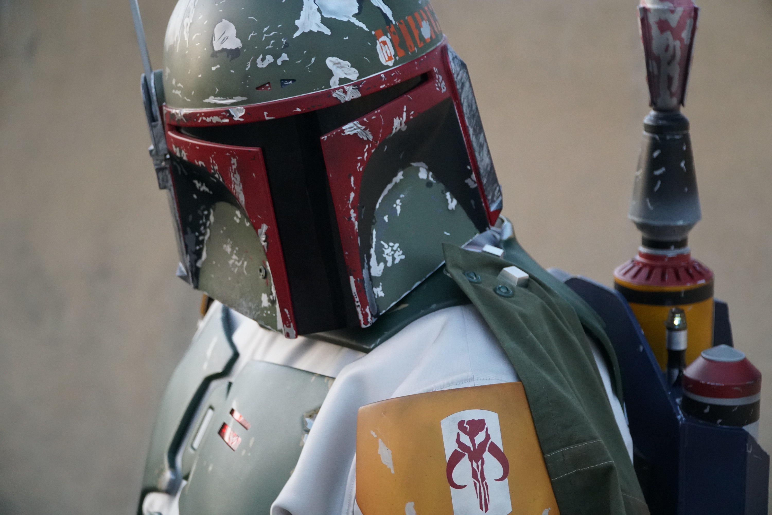 Fett - Close up with Mythosaur.JPG