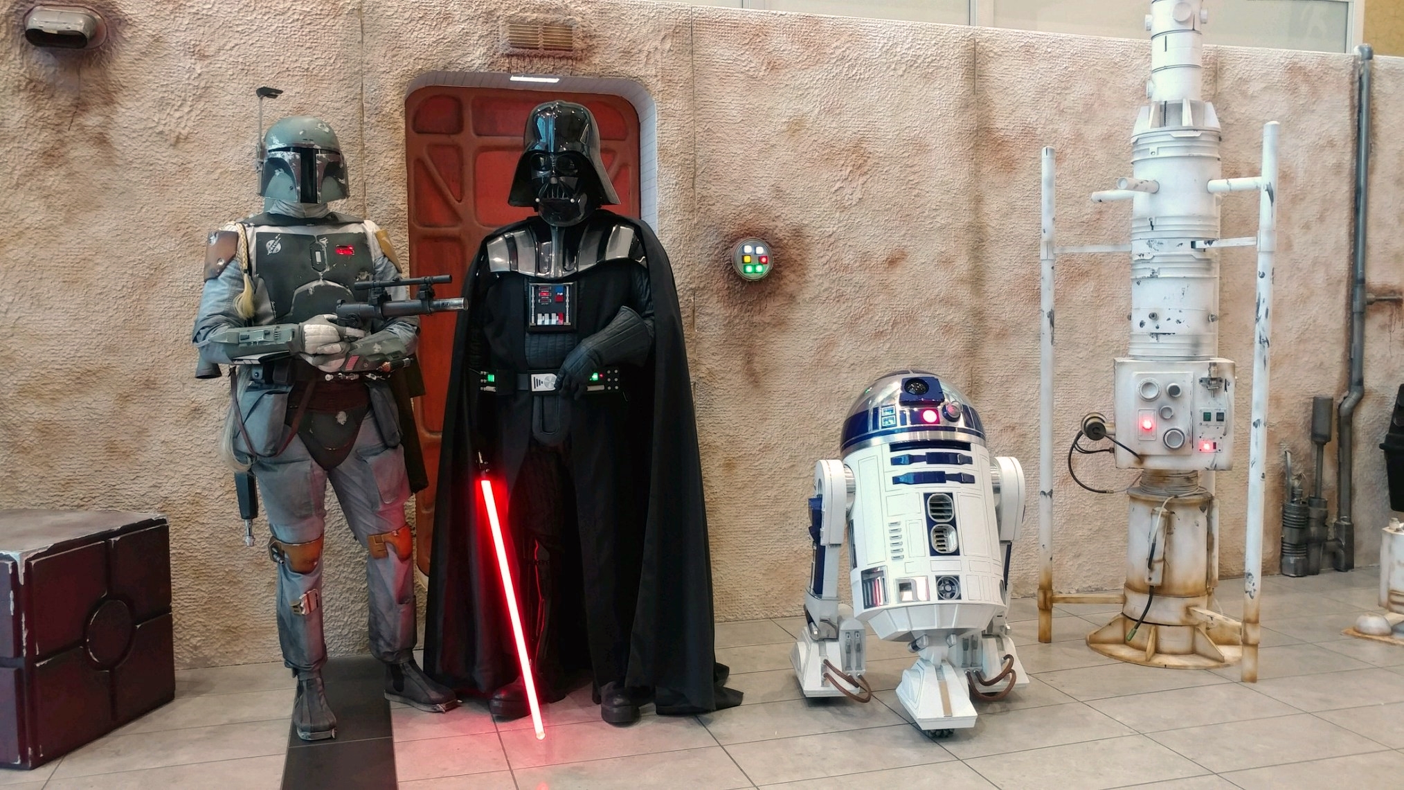 Fett on set.JPG