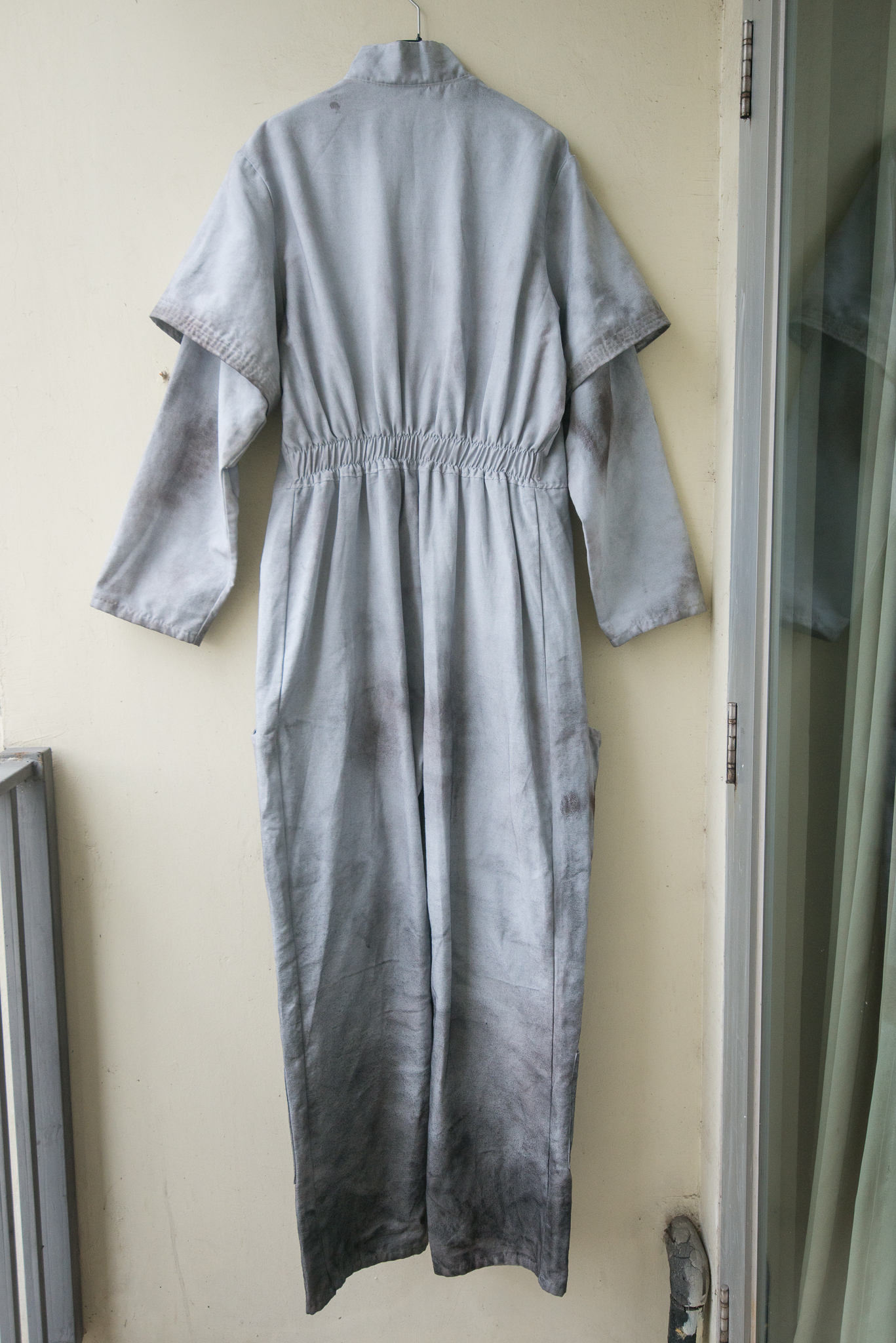 Flight suit_rear.jpg