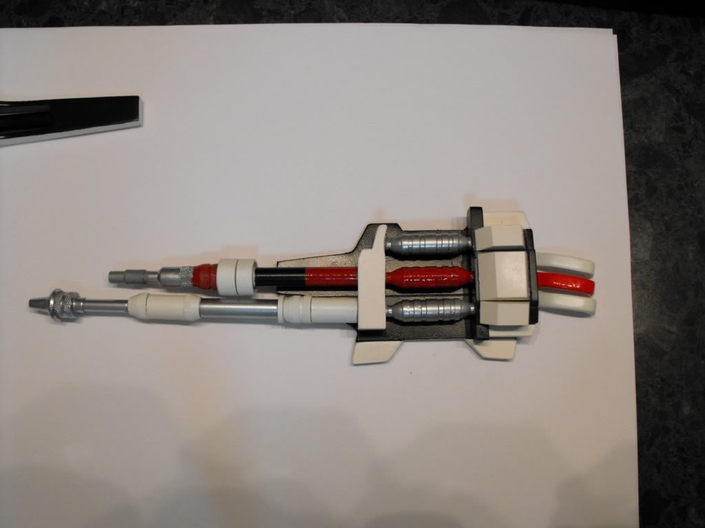 Gauntlets02.jpg