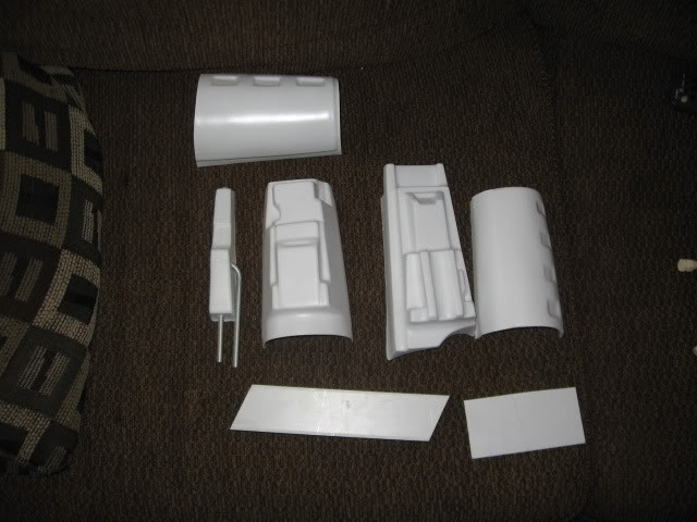 gauntparts001.jpg