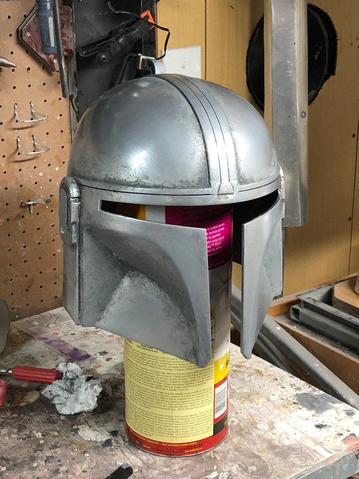 Left: cheap Mandalorian helmet with Rub n Buff. Right: the Black Series  Mandalorian helmet. : r/StarWars