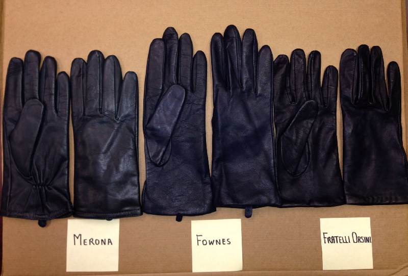 Jango_gloves_indoor_flash_zps4db45bdc.jpg