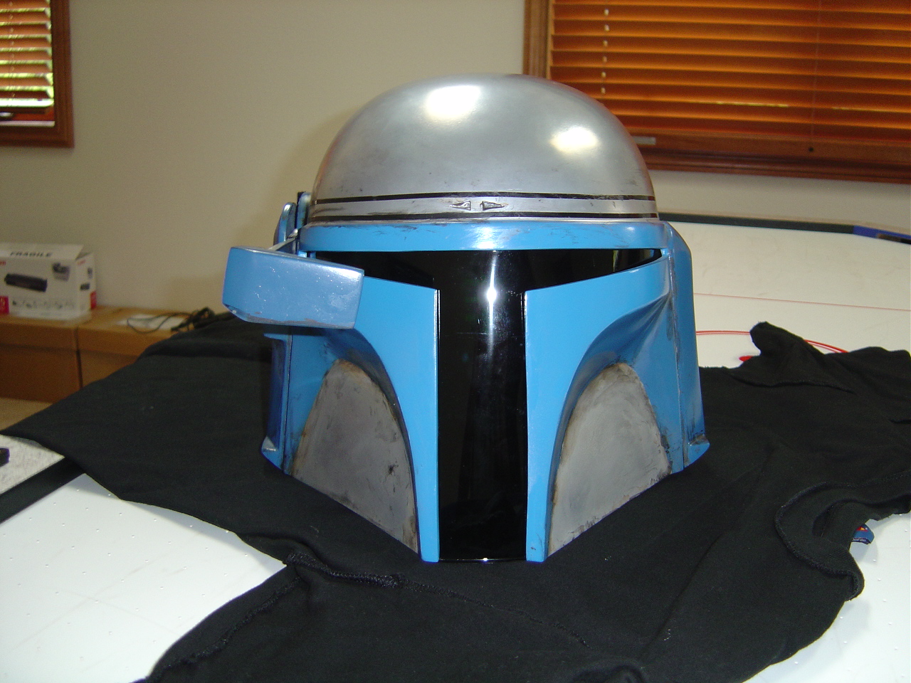 Jangohelm.JPG