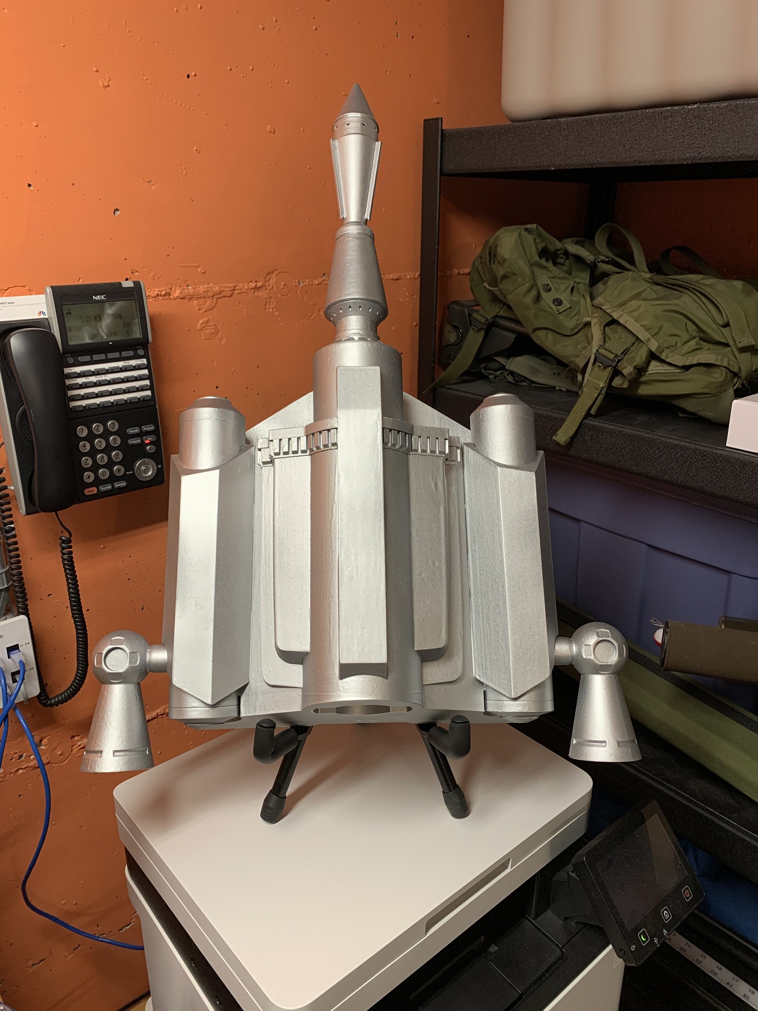 Jet Pack Stand 2.jpg