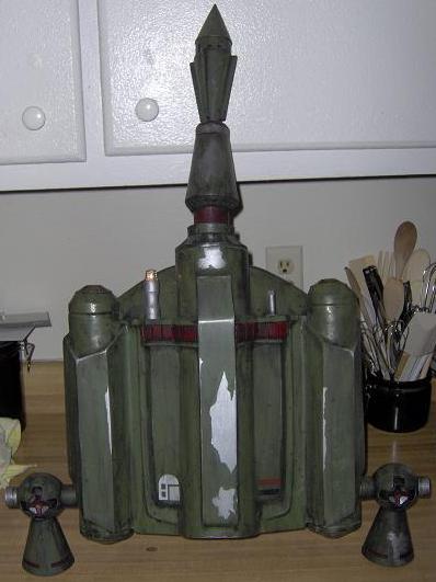 Jetpack with Thrusters 003sm.JPG