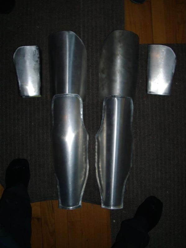 legarmor001.jpg