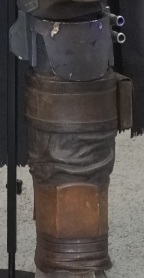 mando left leg.PNG