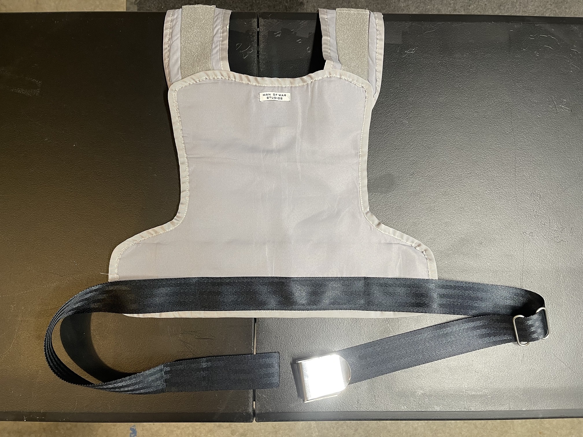 MoW Studios Jetpack Harness with Seatbelt Attached - Pic 1.jpg