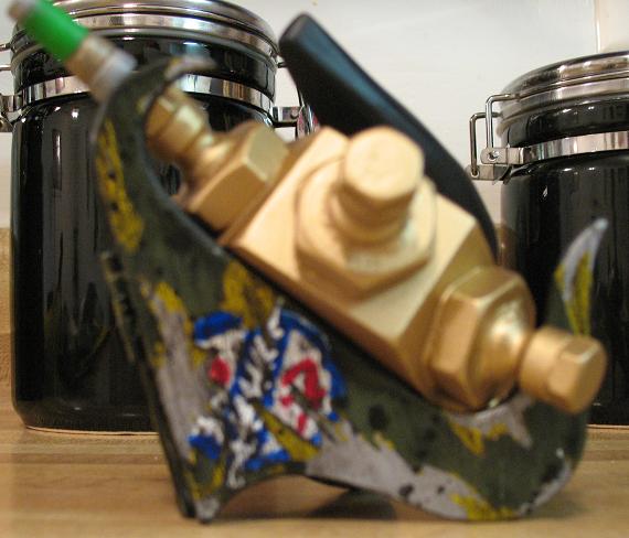 Multi-detonator Stand 005cropped.JPG