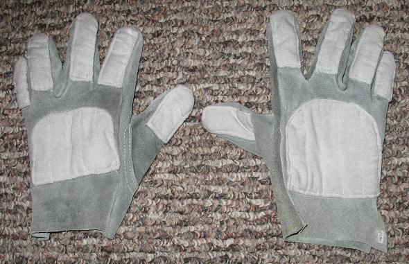 My Gloves 028cropped.JPG