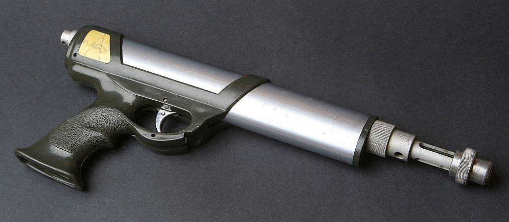 original_pulce_pistol_01.jpg