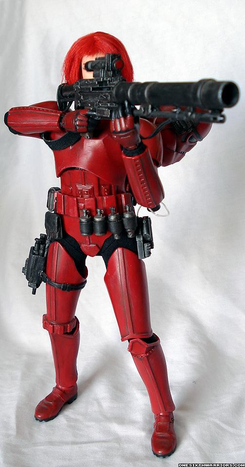 red_female_trooper_06.jpg