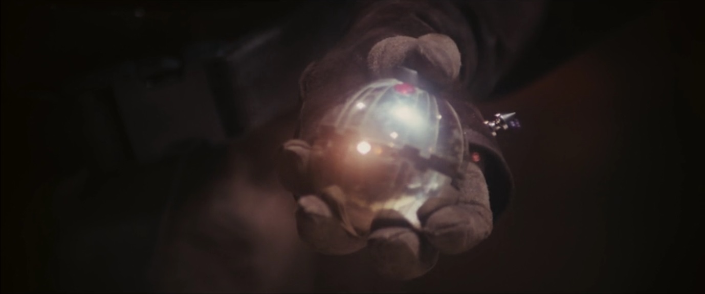 ROTJ - Screen Shot - Thermal Detonator 1.jpg