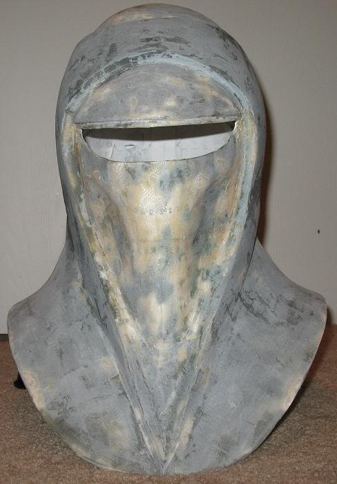 RoyalGuardHelmet091sm.jpg