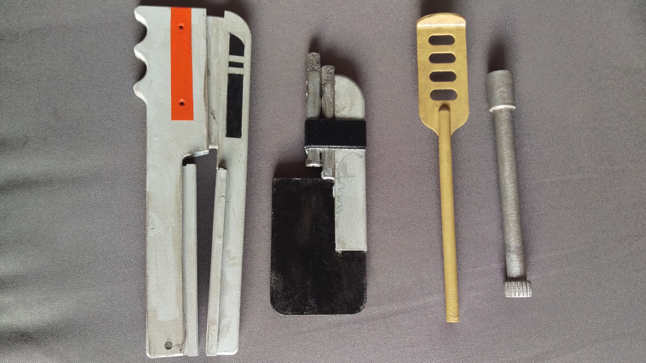 shin-tools-weathered.jpg