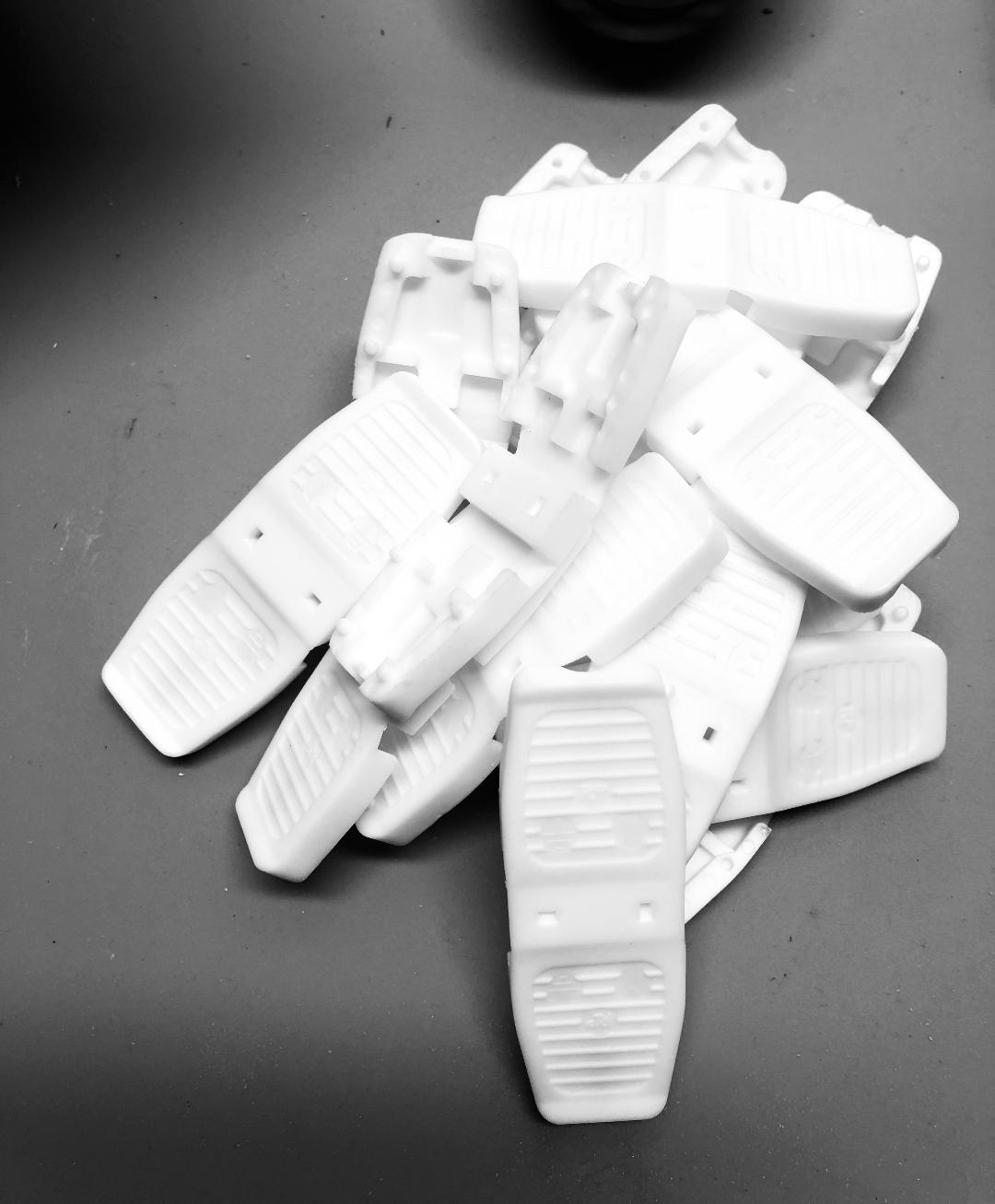 Split Plugs.jpg