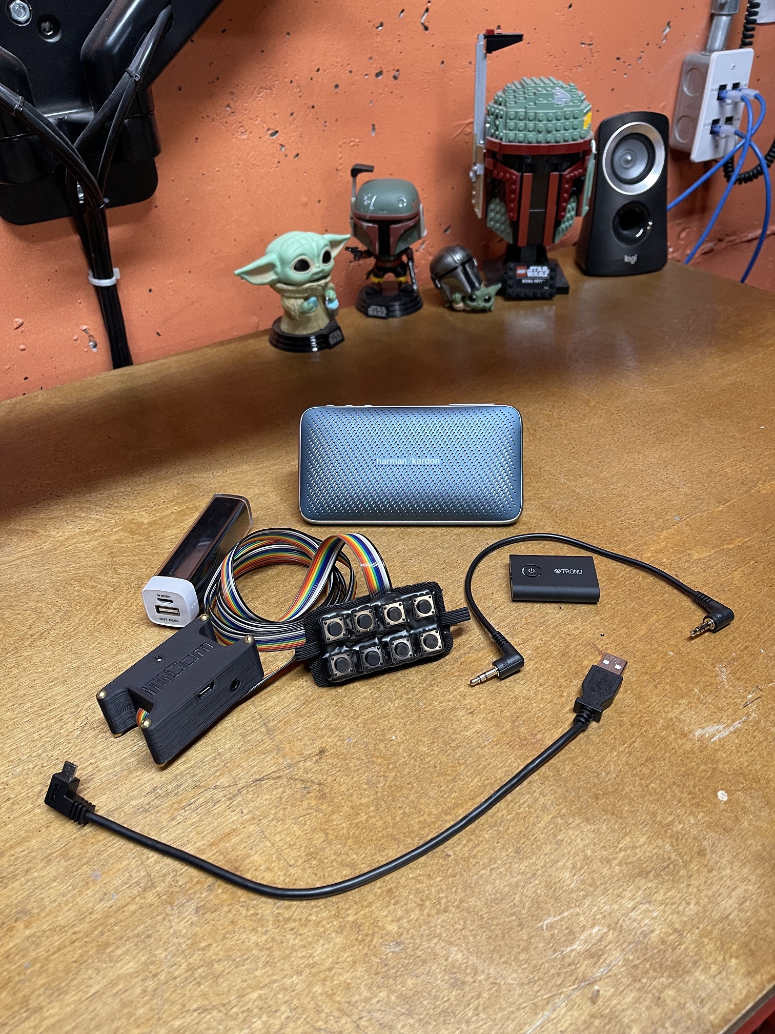 The MiCom 2.0 SoundRig Kit with Speaker and BT Transmitter.jpg