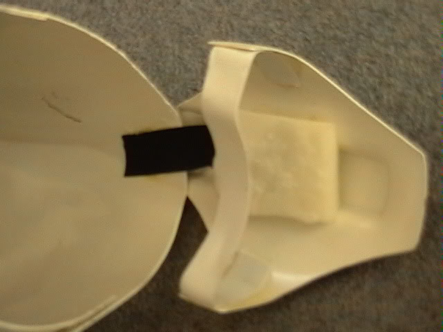 thightokneestrap.jpg