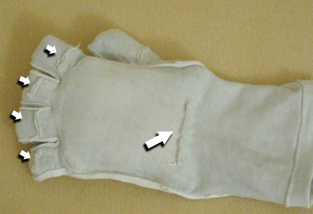 tk409.COM1a.jpg