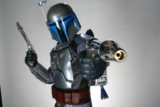 Two gunss.jpg