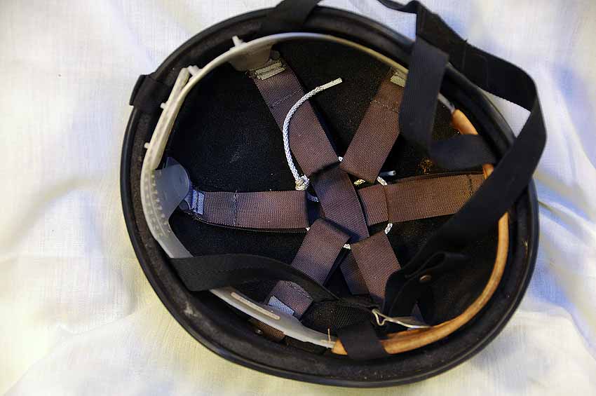 Ultimate%20climbing%20helmet%20interior_zpsljqvlseu.jpg