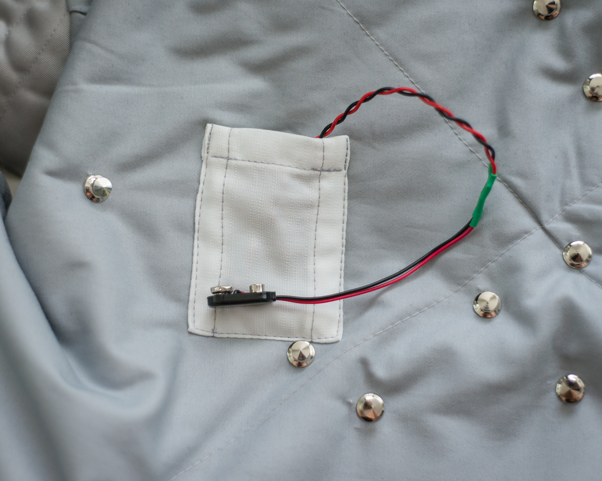 Vest_battery pocket.jpg