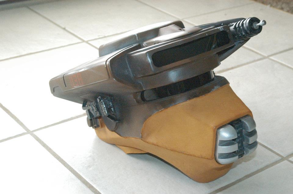Boushh; a Todd kit, with working upper lights.  I assembled and painted it myself.