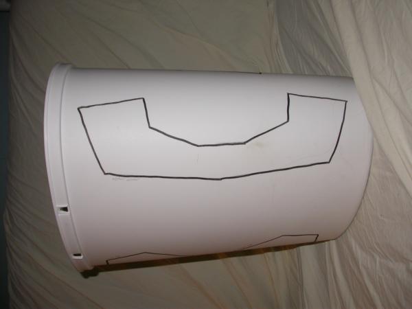 Collar.