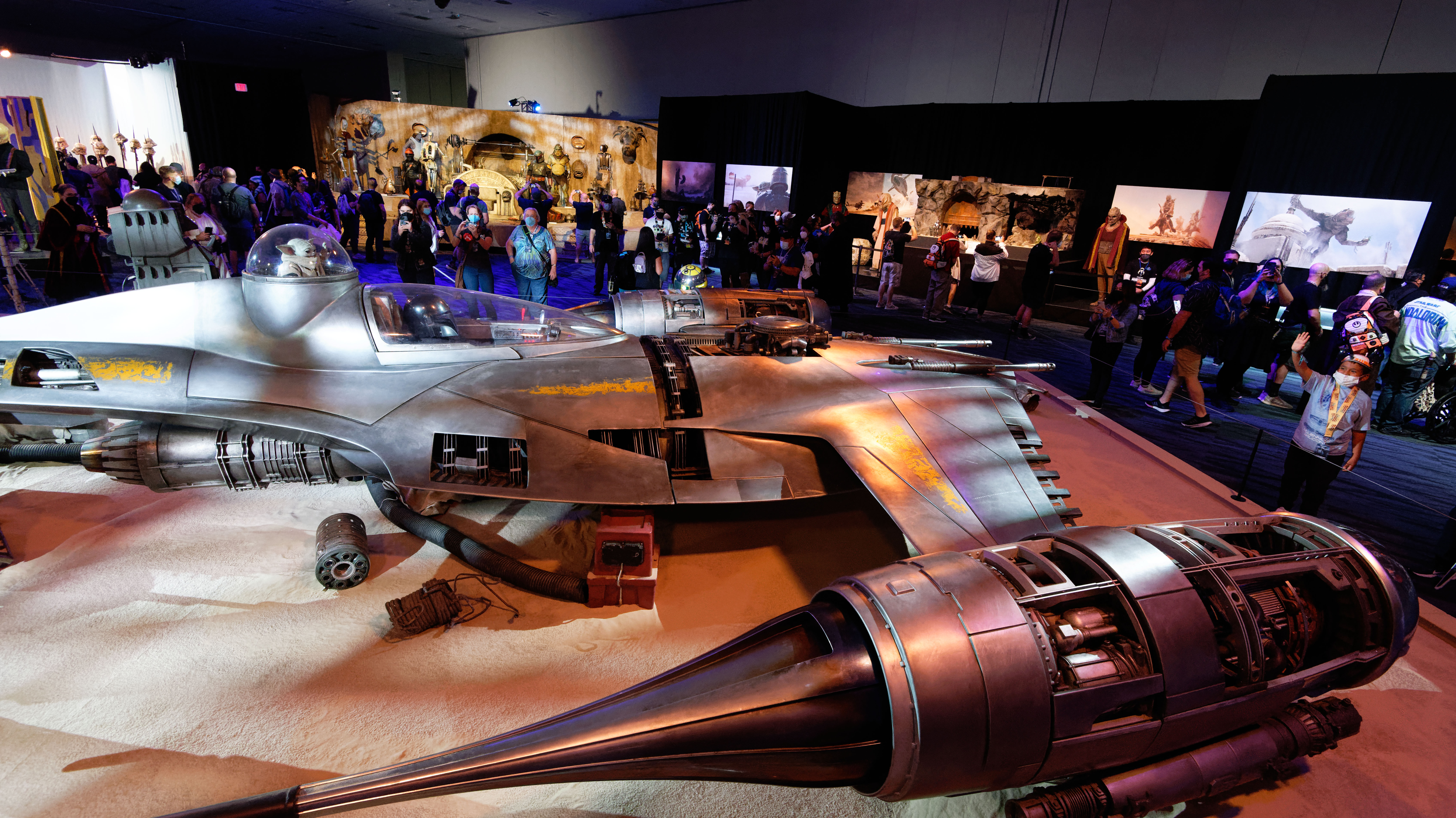 Din Djarin's N-1 Starfighter 16.jpg