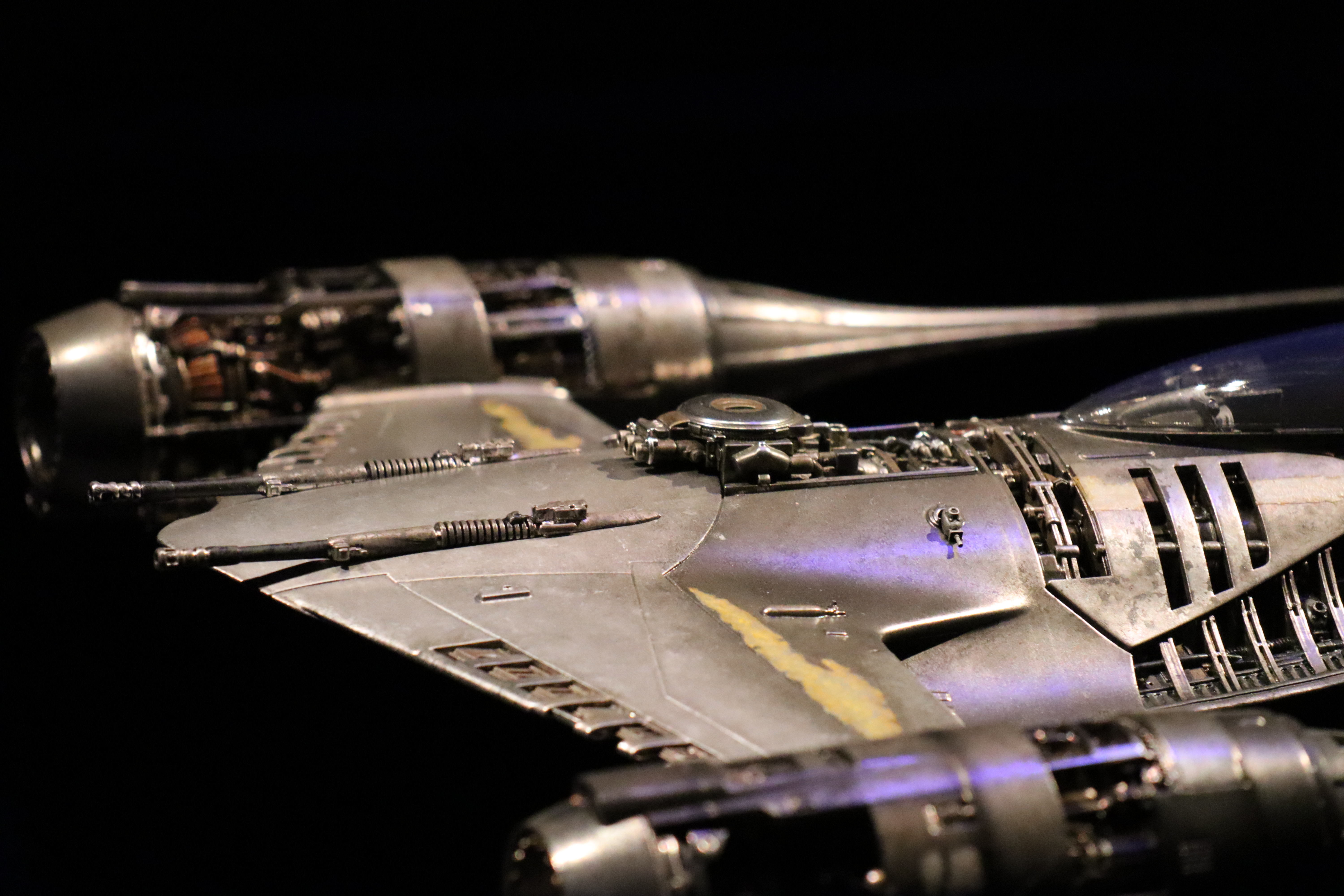 Din Djarin's N-1 Starfighter Model Miniature 18.jpg