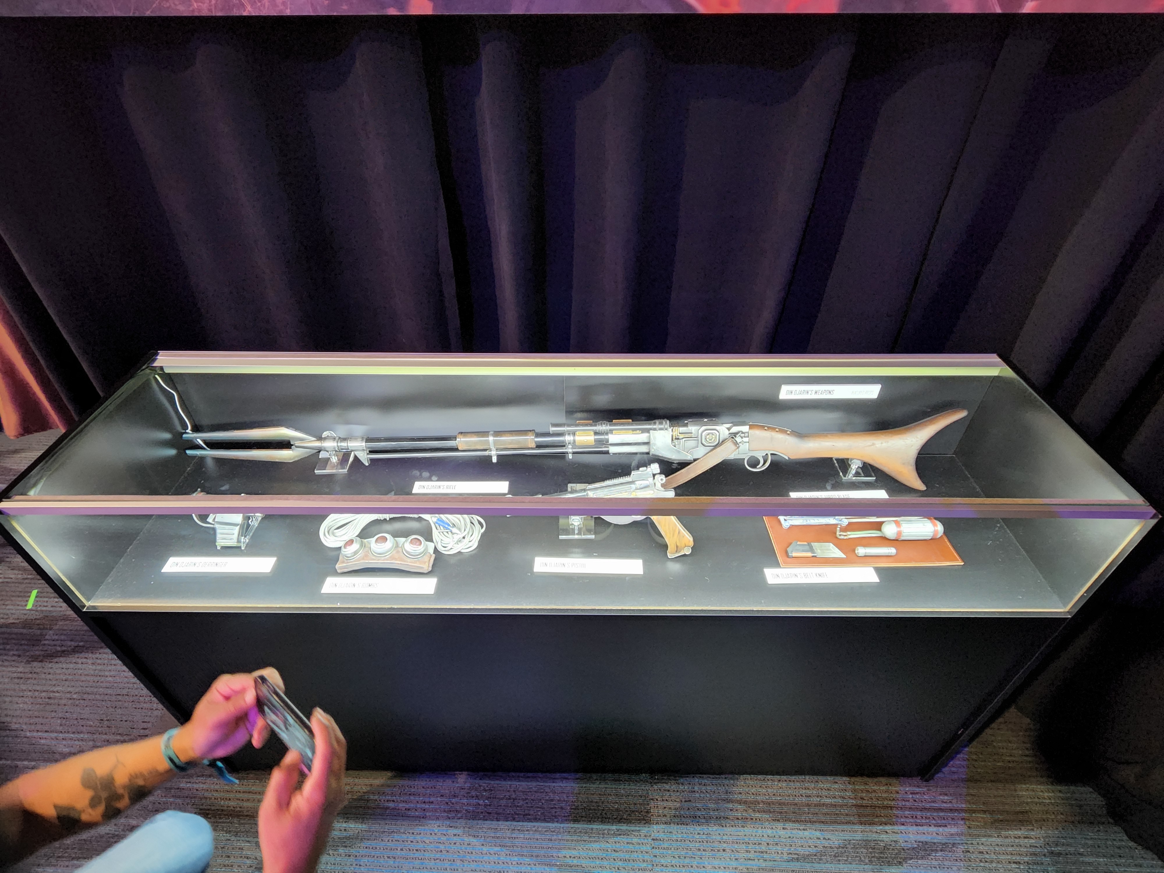 Dinn Djarin Accessories 01.jpg